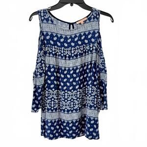 Gibson Latimer Navy & White Bohemian Paisley Cold Shoulder blouse- Size Medium